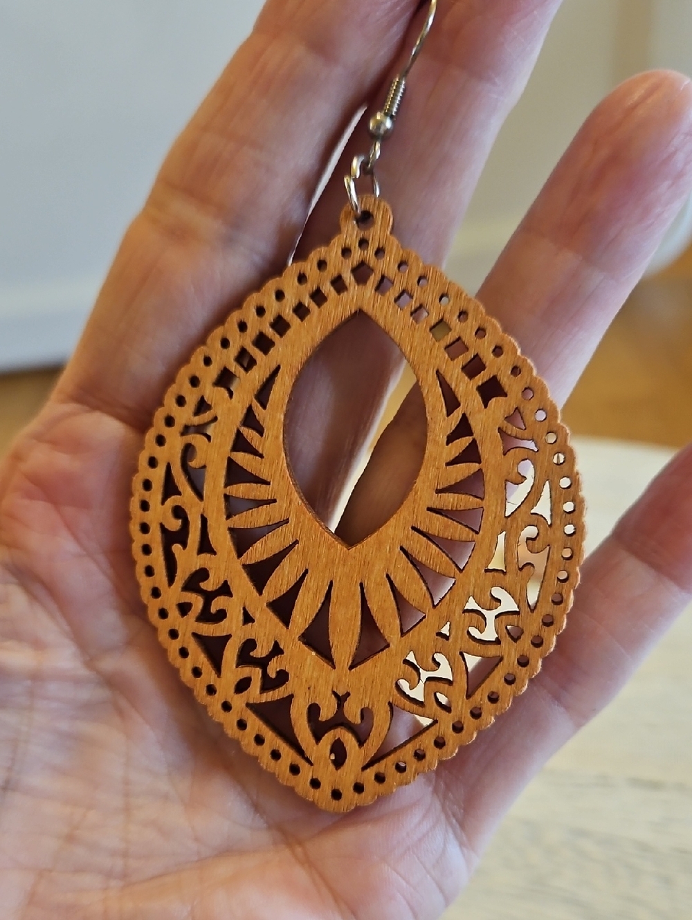 Wooden Laser-Cut Teardrop Earrings - Light Brown Pierced Boho Festival - Picture 5 of 5